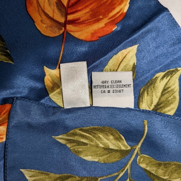 Vintage Talbots Leaves Silk Scarf - Picture 3 of 3